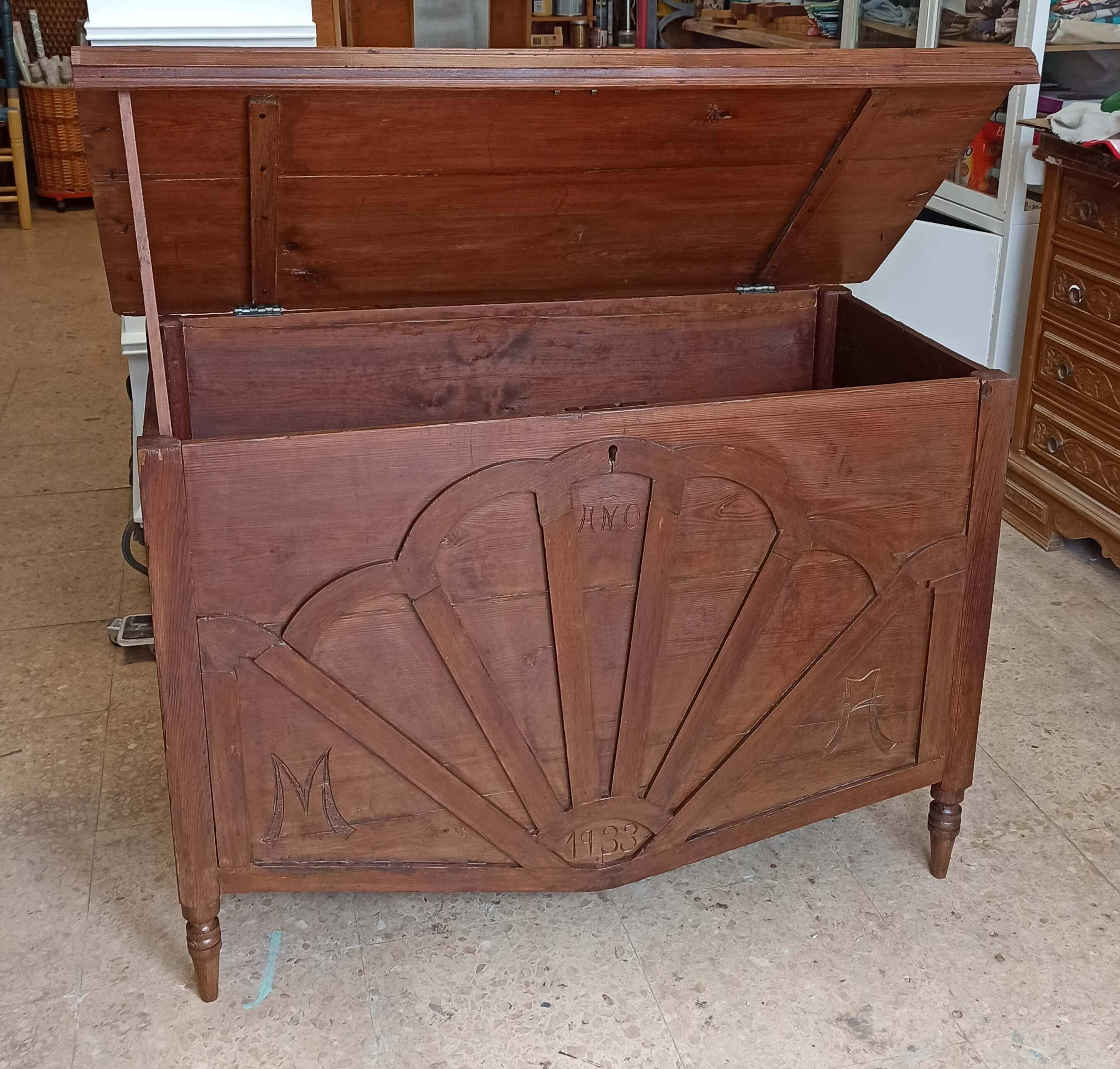 arcón madera restaurado